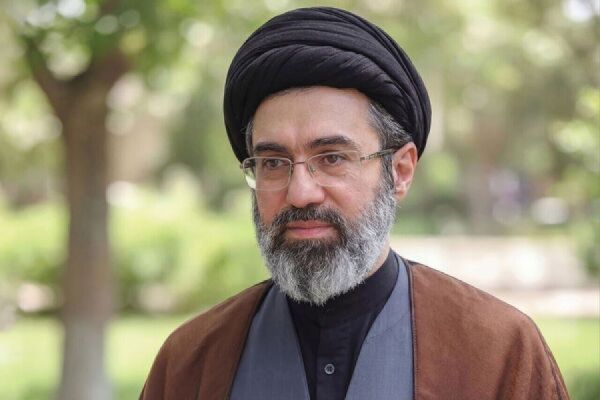 رهبر انقلاب : هیچ صاحب قدرتی نباید جرات تعدی به حقوق دیگران داشته باشد