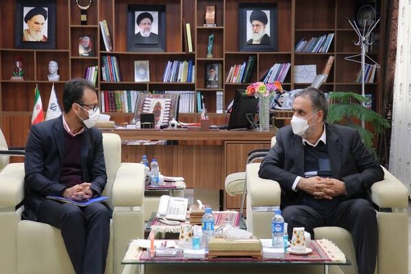 عدم مدیریت فضای مجازی آثار زیان باری به دنبال دارد