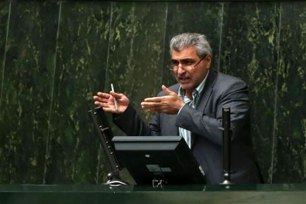 دستگاه&zwnj;هایی که عملکرد مثبت ندارند از بودجه سال آینده حذف شوند