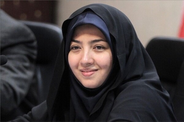 رسانه&zwnj;های مکتوب باید به جایگاه واقعی خود برگردند
