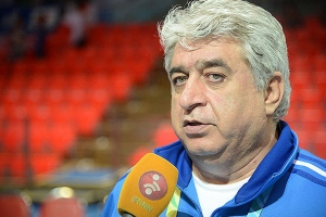 سرپرست کمیته فوتسال برکنار شود