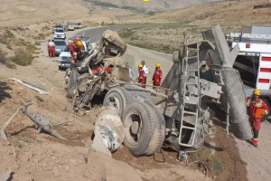 4 کشته و مجروح در واژگونی تانکر سیمان در بجنورد