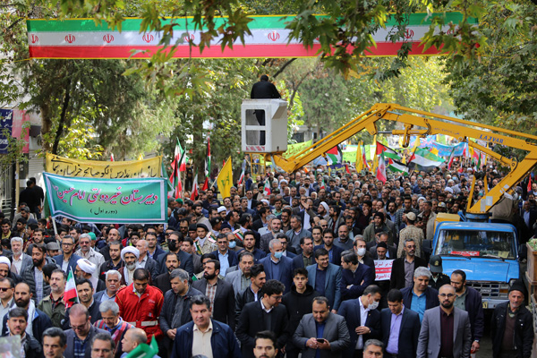 راهپیمایی سیزده آبان در بجنورد