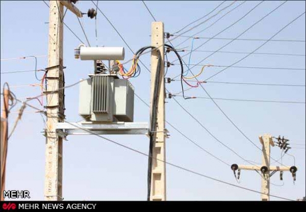 بازسازی شبکه&zwnj;های فرسوده برق ۹۲ روستای خراسان شمالی