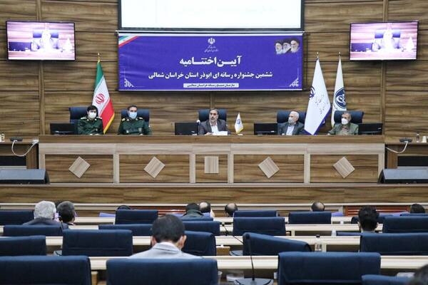 تسلط اصحاب رسانه بر موضوعات روز جامعه موجب خنثی سازی توطئه های دشمنان می شود