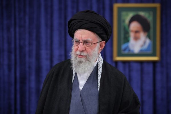 رهبر انقلاب: روز ۲۲ بهمن دشمن را مأیوس کنید