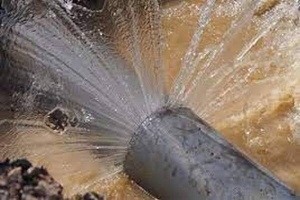 افت شدید دما باعث یخ زدگی تاسیسات آب و فاضلاب در منازل مشترکین شد