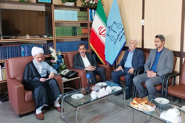 دیدار استاندار خراسان شمالی با رییس کل دادگستری استان به مناسبت هفته قوه قضاییه