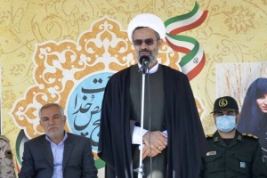 امروز میدان مبارزه با دشمنان ، تبیین تصمیم دولت در جهت هدفمندسازی یارانه است